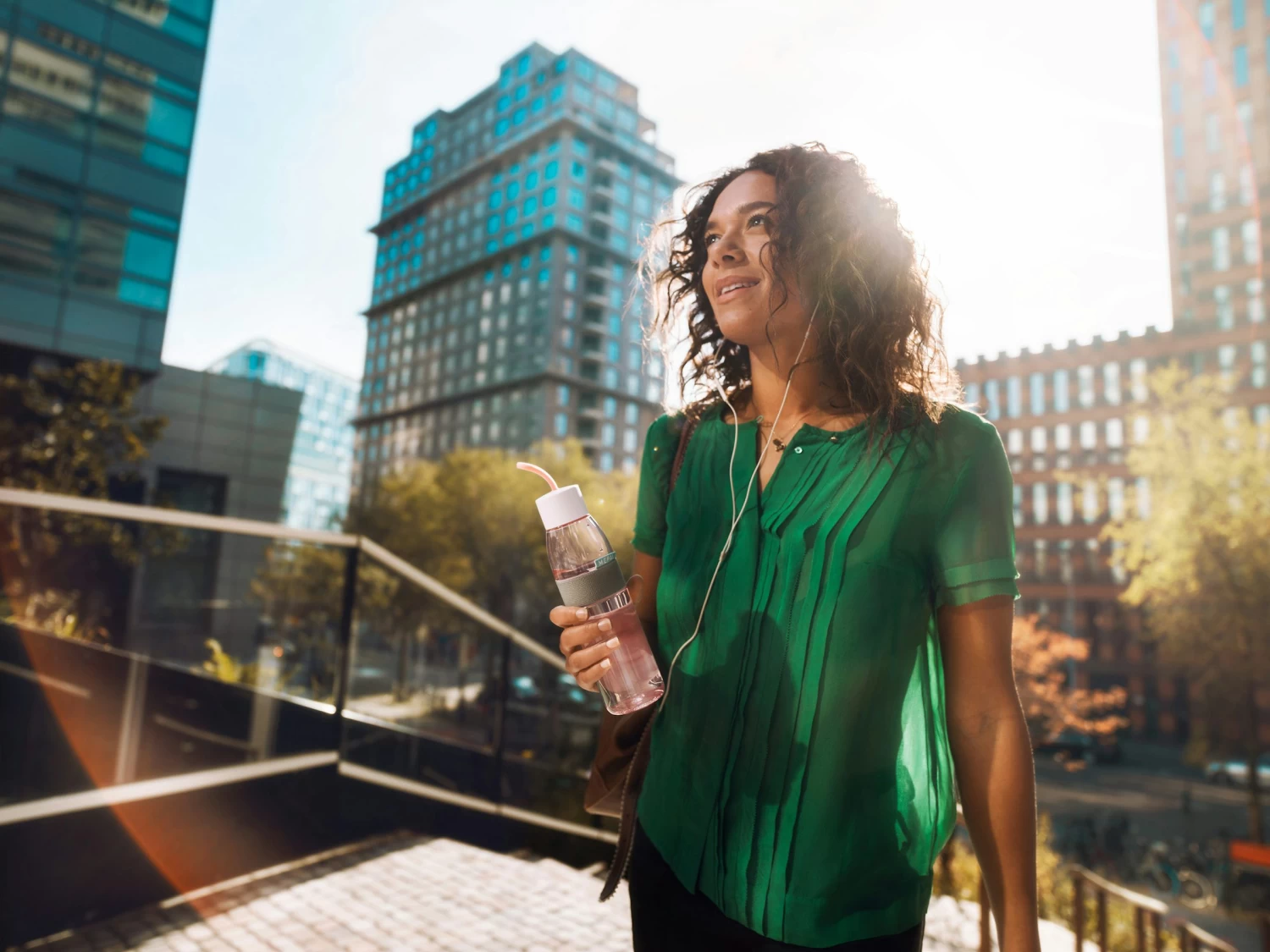 Mepal Waterfles Ellipse - Nordic Pink 500ml OP=OP 2 Mepal Waterfles Ellipse - Nordic Pink 500ml OP=OP - Afbeelding 2